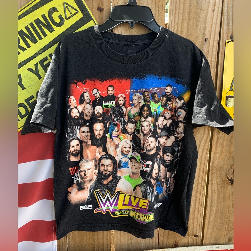 Vintage wwLive road to wrestle mania Smackdown Love Wrestling T-shirt Youth L